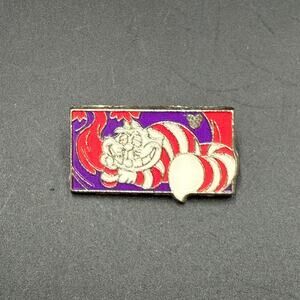 Disney Alice in Wonderland Cheshire Cat Hidden Mickey Trading Pin 2014